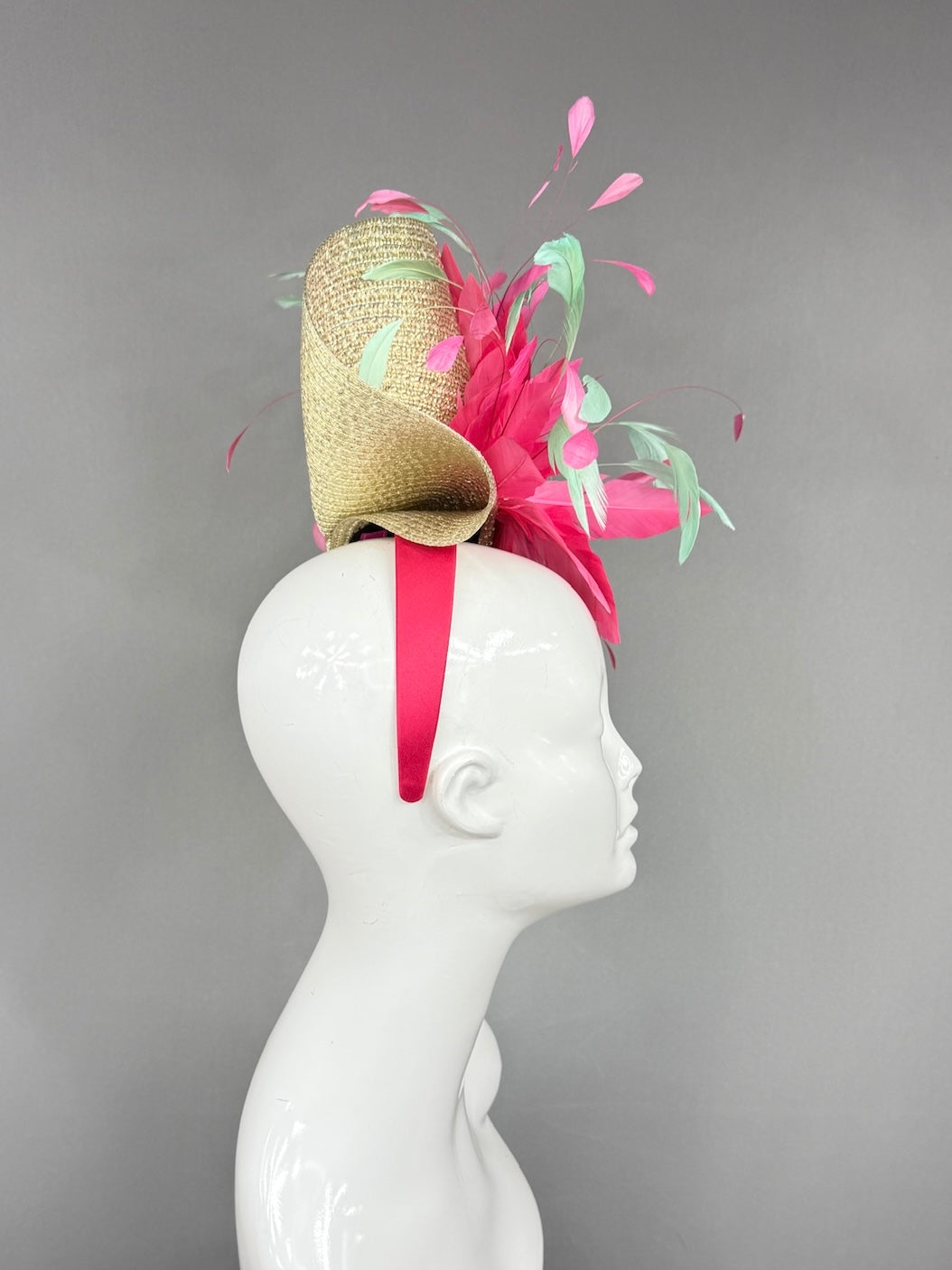 Kentucky Derby Fascinator Hat | Pink and mint green feathers Headpiece | Derbyologie