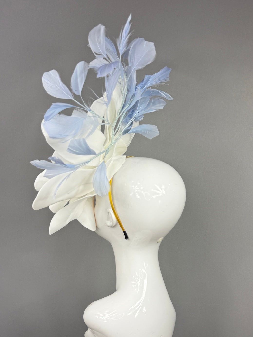 Kentucky Derby Fascinator Hat | Oversized white magnolia and blue feathers Headpiece | Derbyologie