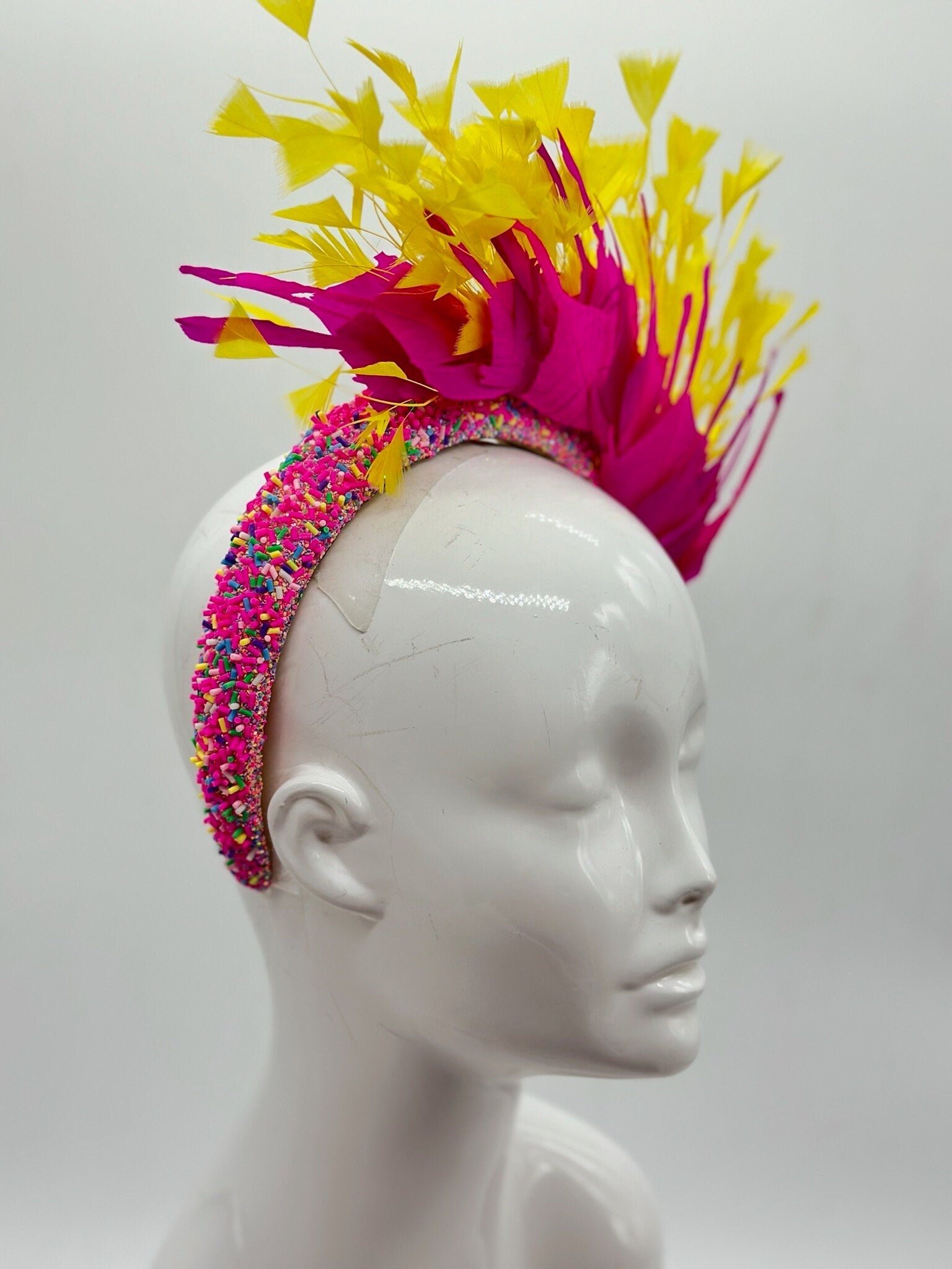 Pink and Yellow Derby Fascinator, Kentucky Derby Hat Alternative, Kentucky derby hat (GOLD LINE)