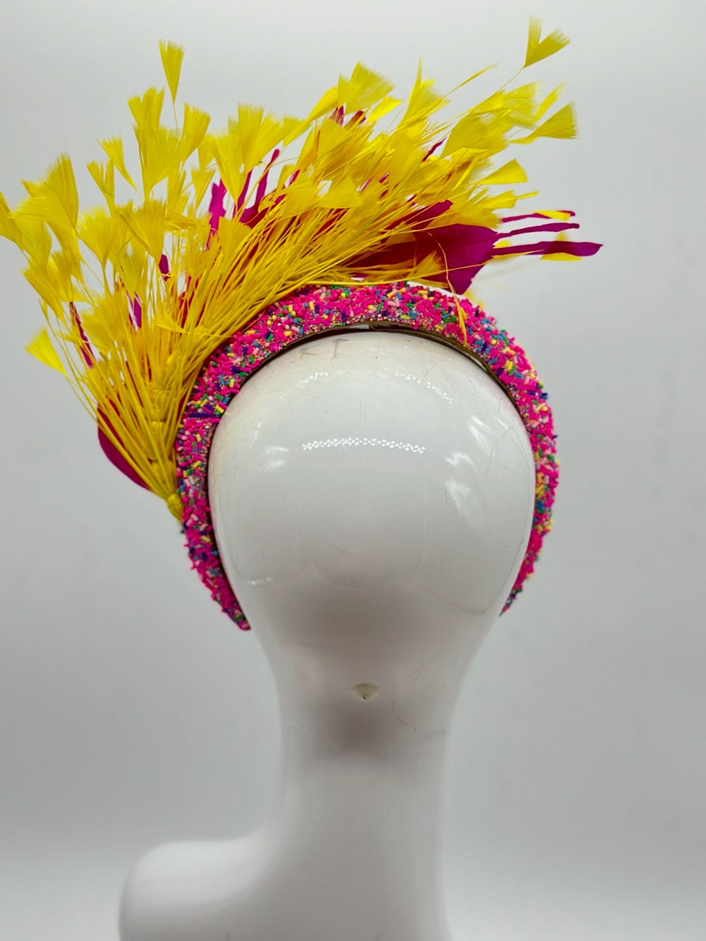 Pink and Yellow Derby Fascinator, Kentucky Derby Hat Alternative, Kentucky derby hat (GOLD LINE)