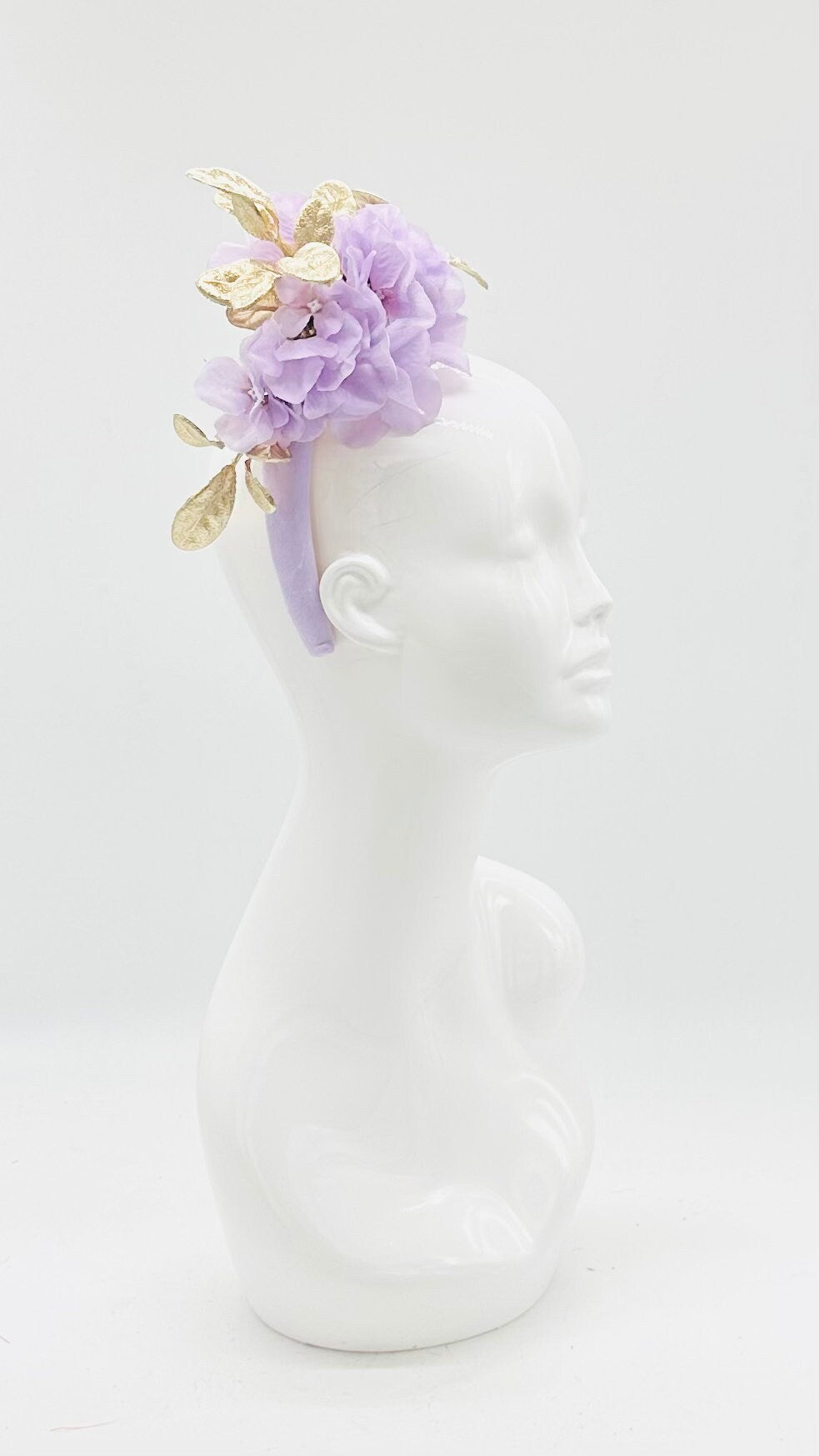Lavender lilac Kentucky Derby Fascinator, Oaks, Thurby, headpiece, derby hat Kentucky Derby Hat Alternative, Floral Fascinator (SILVER LINE)