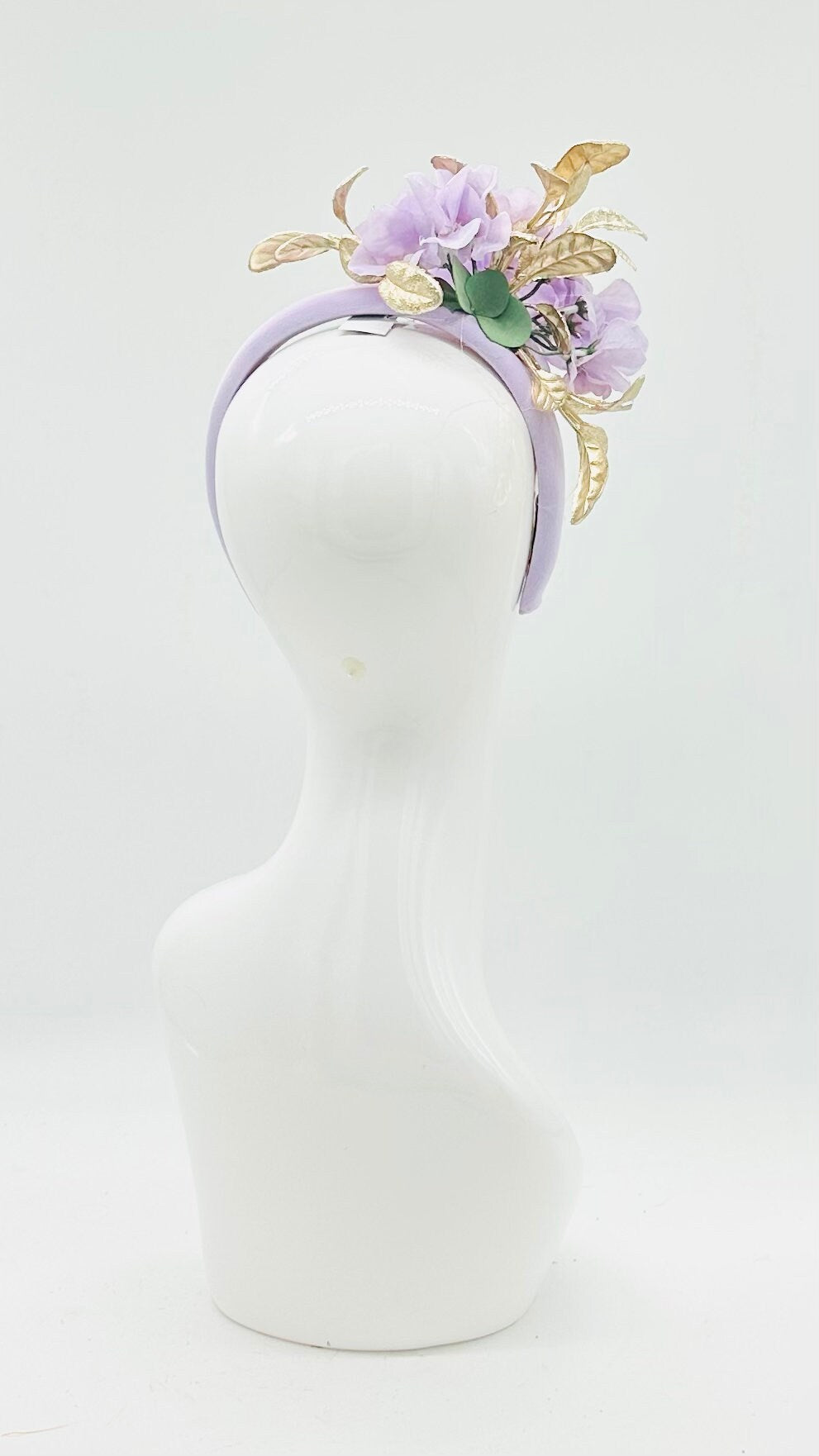 Lavender lilac Kentucky Derby Fascinator, Oaks, Thurby, headpiece, derby hat Kentucky Derby Hat Alternative, Floral Fascinator (SILVER LINE)