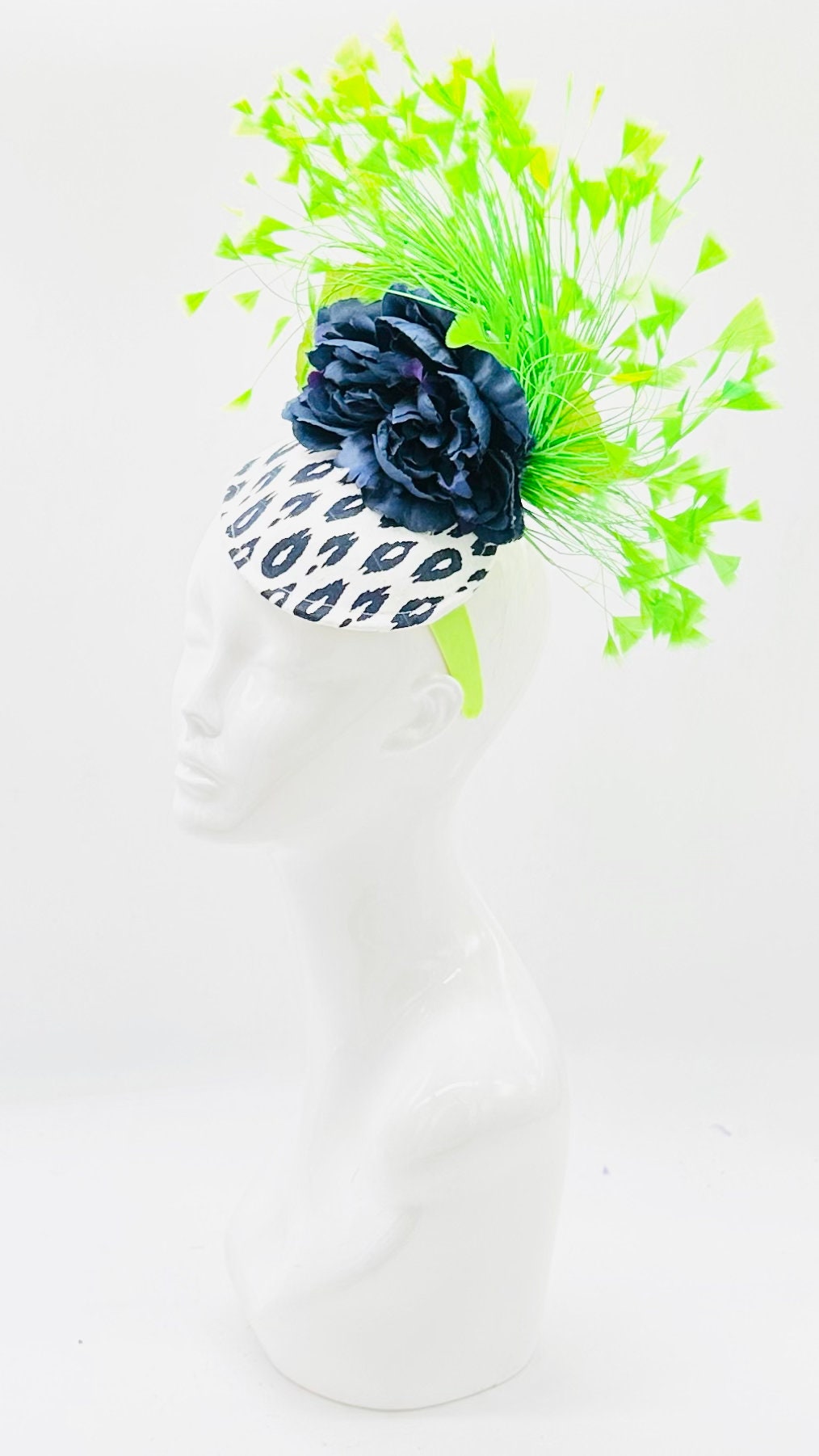 Navy and lime green Kentucky Derby Fascinator,  derby hat Kentucky Dery Hat Alternative, Floral Fascinator (GOLD LINE)