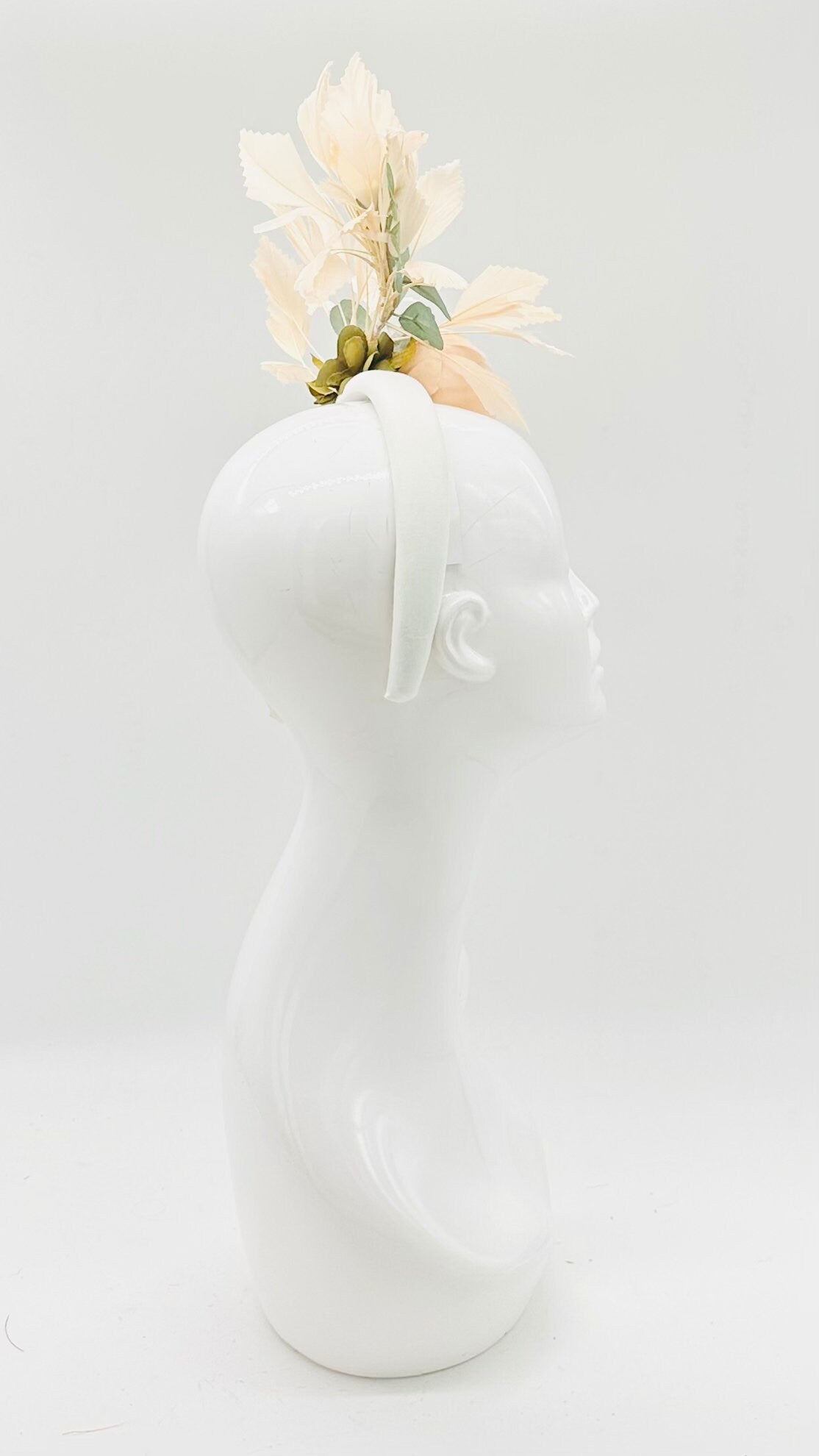 Peach, eucalyptus Kentucky Derby Fascinator, derby hat Kentucky Derby Hat Alternative, Floral Fascinator (SILVER LINE)