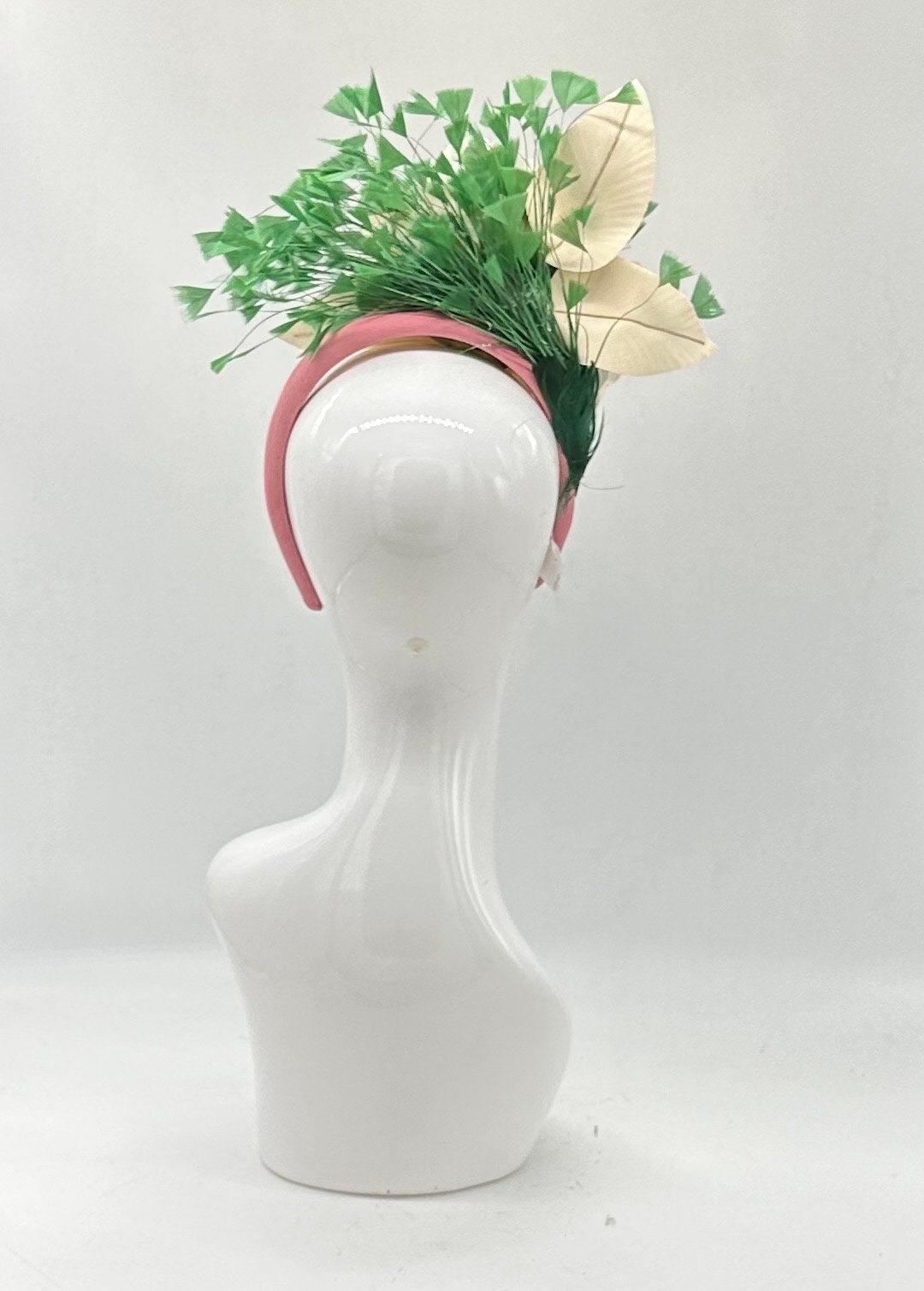 Kentucky derby hat alternative, fascinator (GOLD LINE)