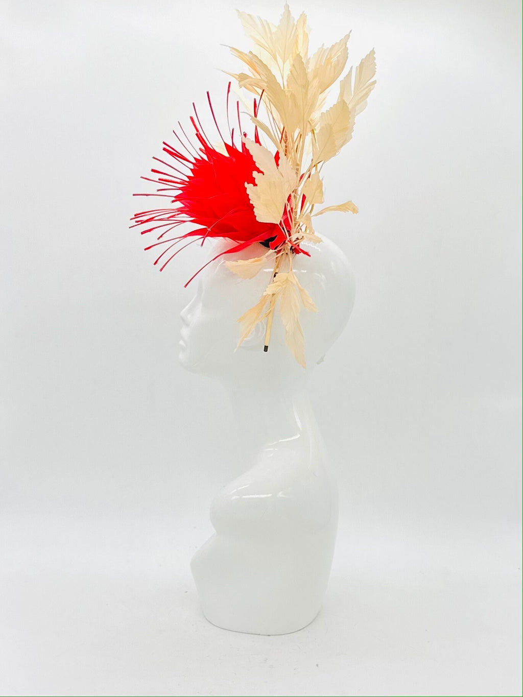 Red and beige spiral colored Kentucky Derby Fascinator, (GOLD LINE)