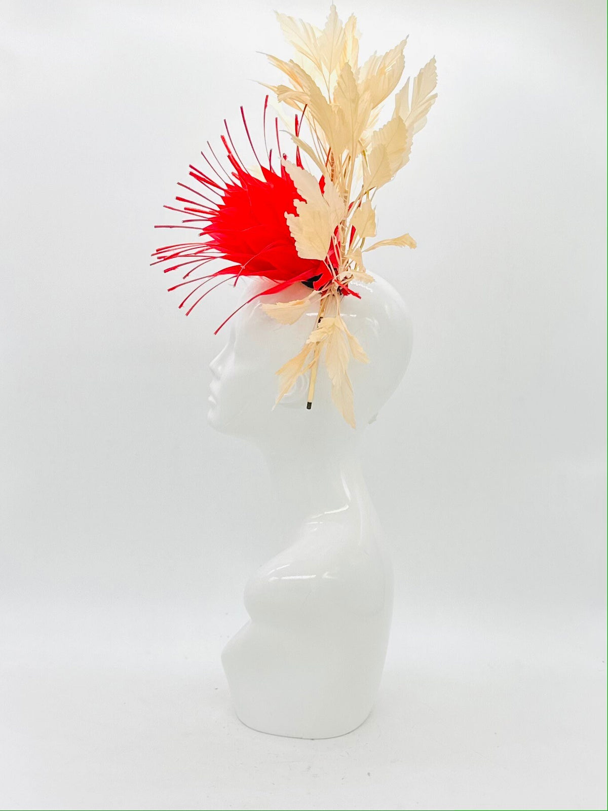 Red and beige spiral colored Kentucky Derby Fascinator, (GOLD LINE)