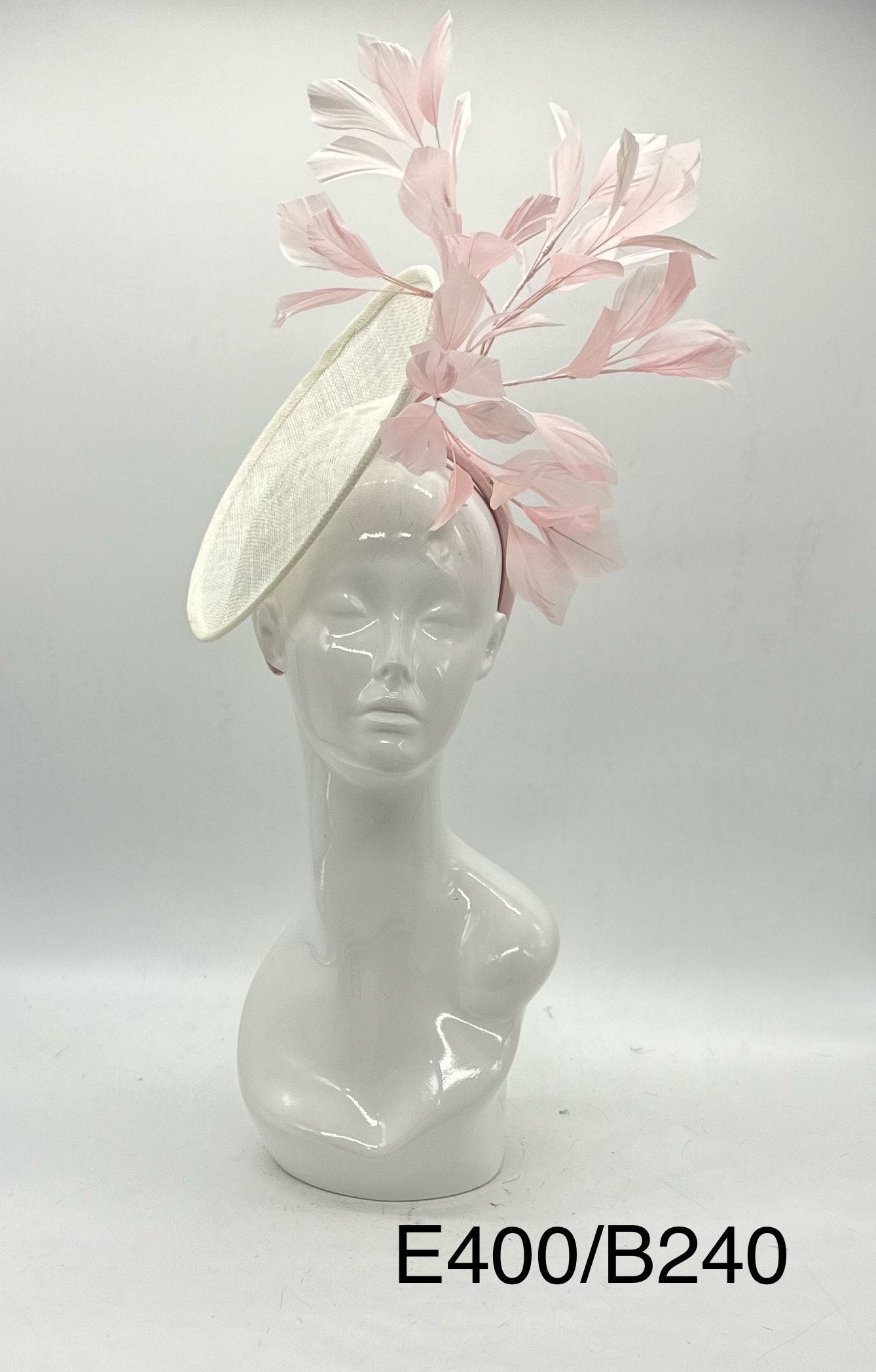 Light pink and ivory colored Derby Fascinator, Kentucky Derby Hat Alternative, Kentucky derby hat (GOLD LINE)