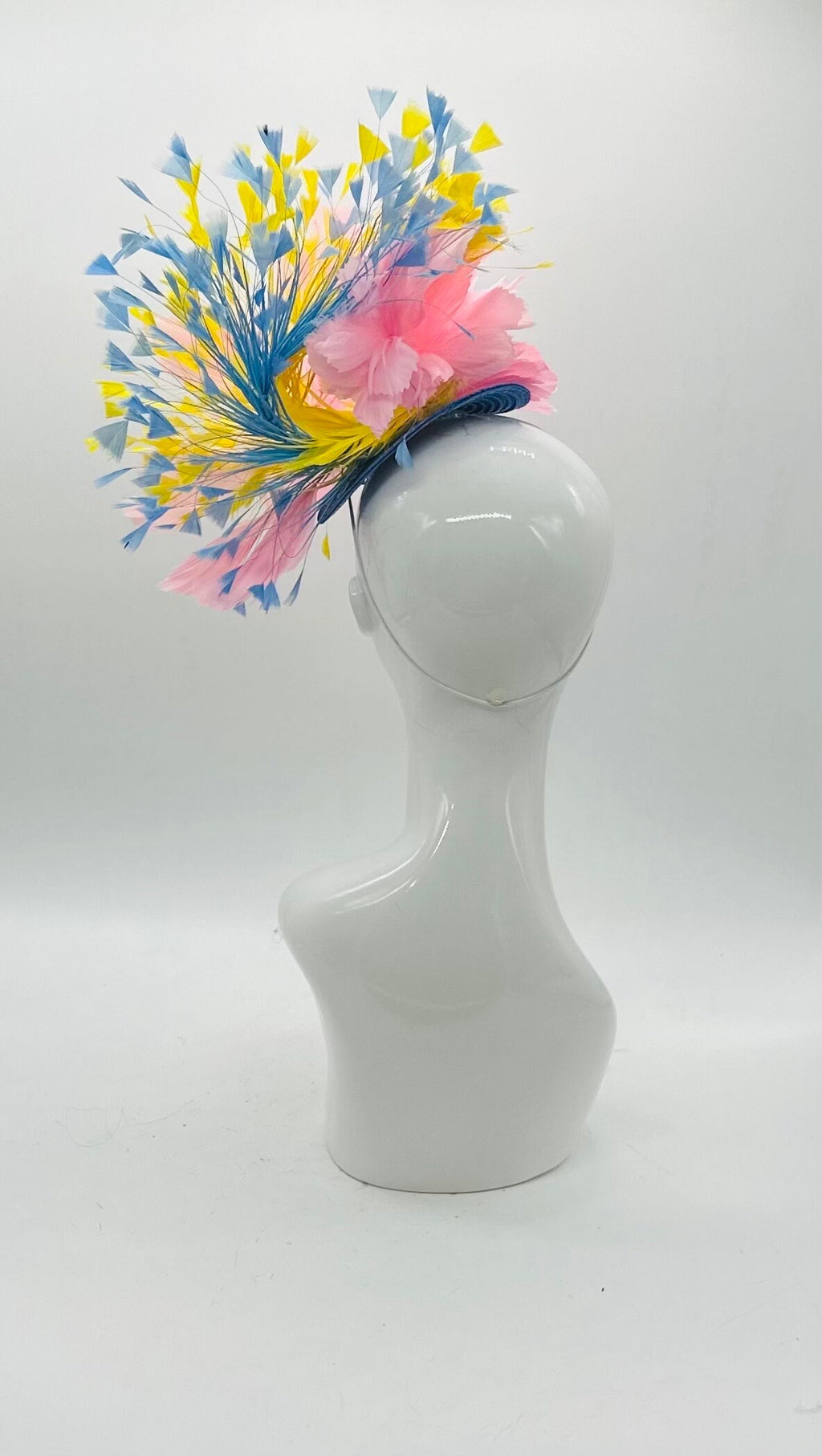 Pink, Yellow and Blue  Derby Fascinator, Kentucky Derby Hat Alternative, Kentucky derby hat (GOLD LINE)