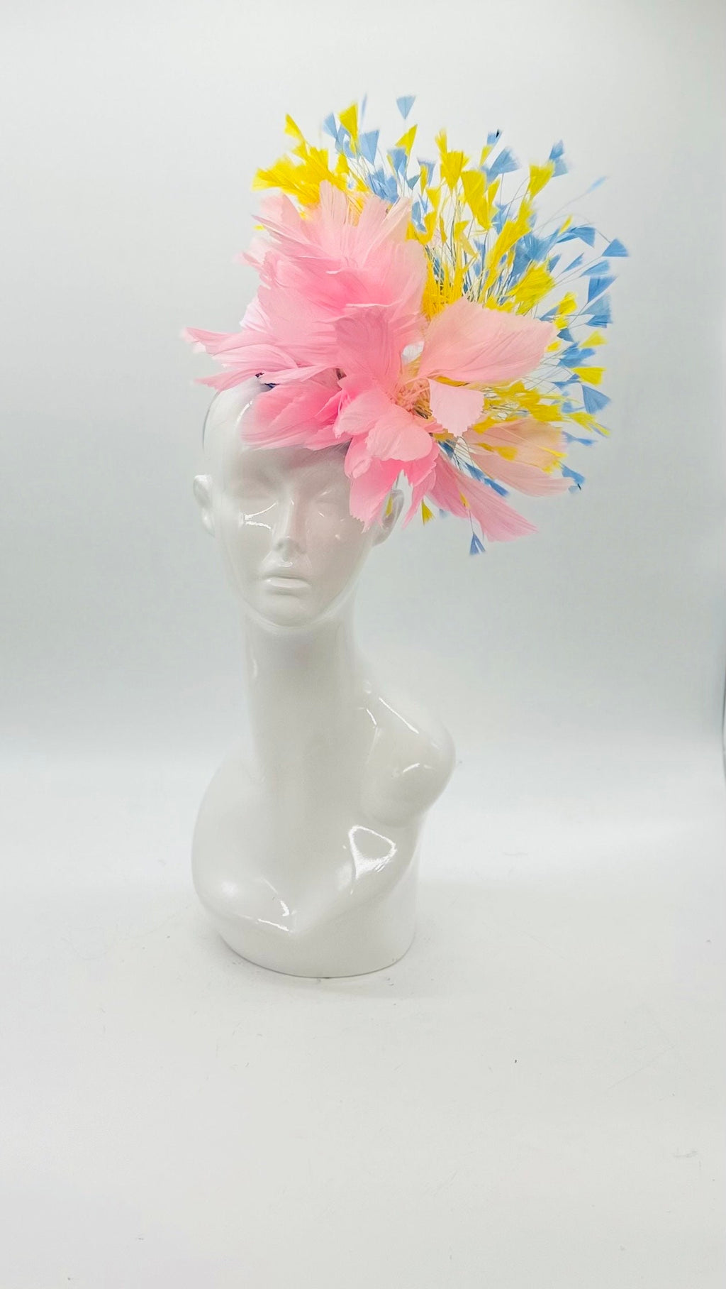 Pink, Yellow and Blue  Derby Fascinator, Kentucky Derby Hat Alternative, Kentucky derby hat (GOLD LINE)