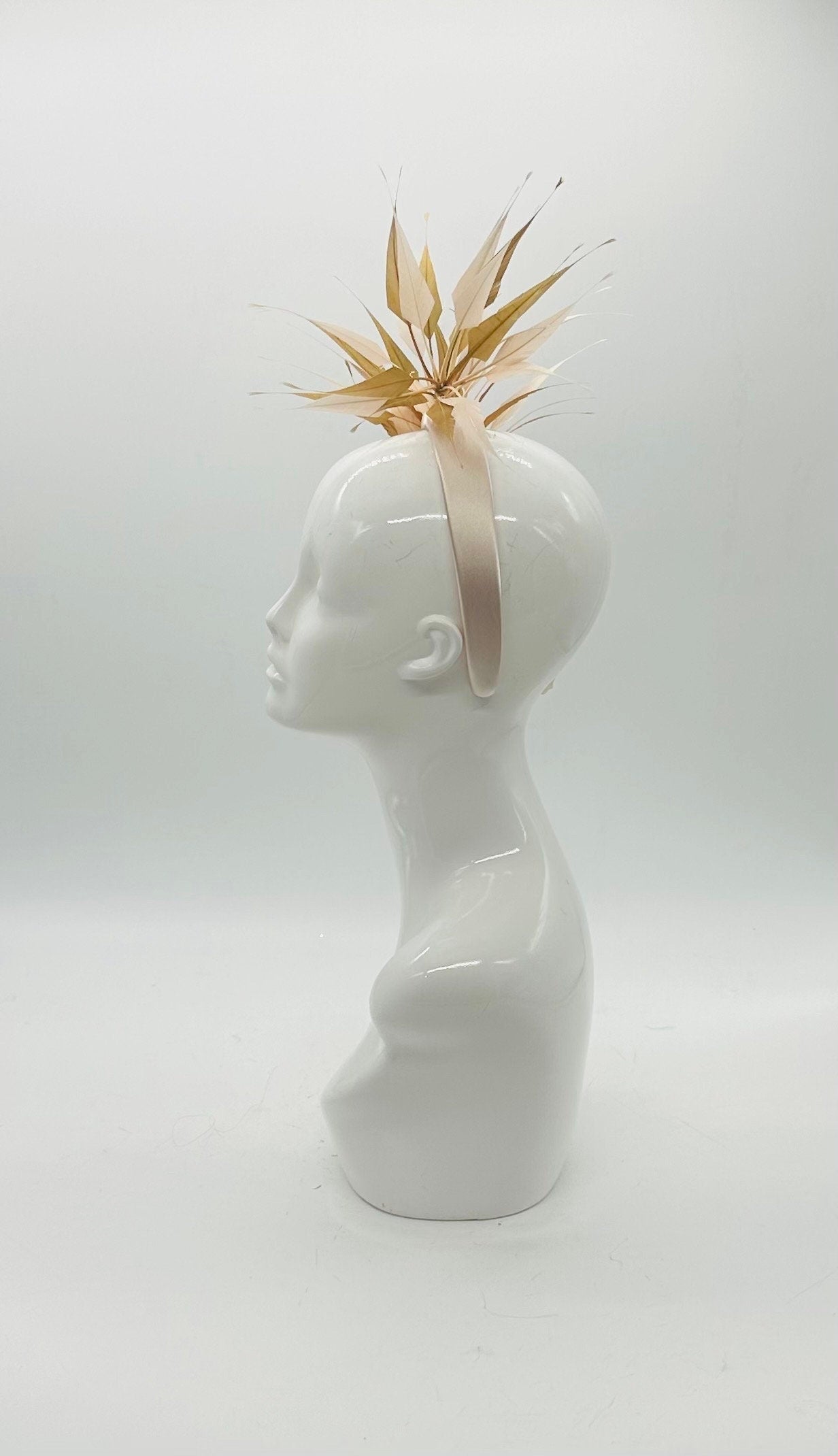 Gold  Derby Fascinator, Kentucky Derby Hat Alternative, Kentucky derby hat (SILVER LINE)