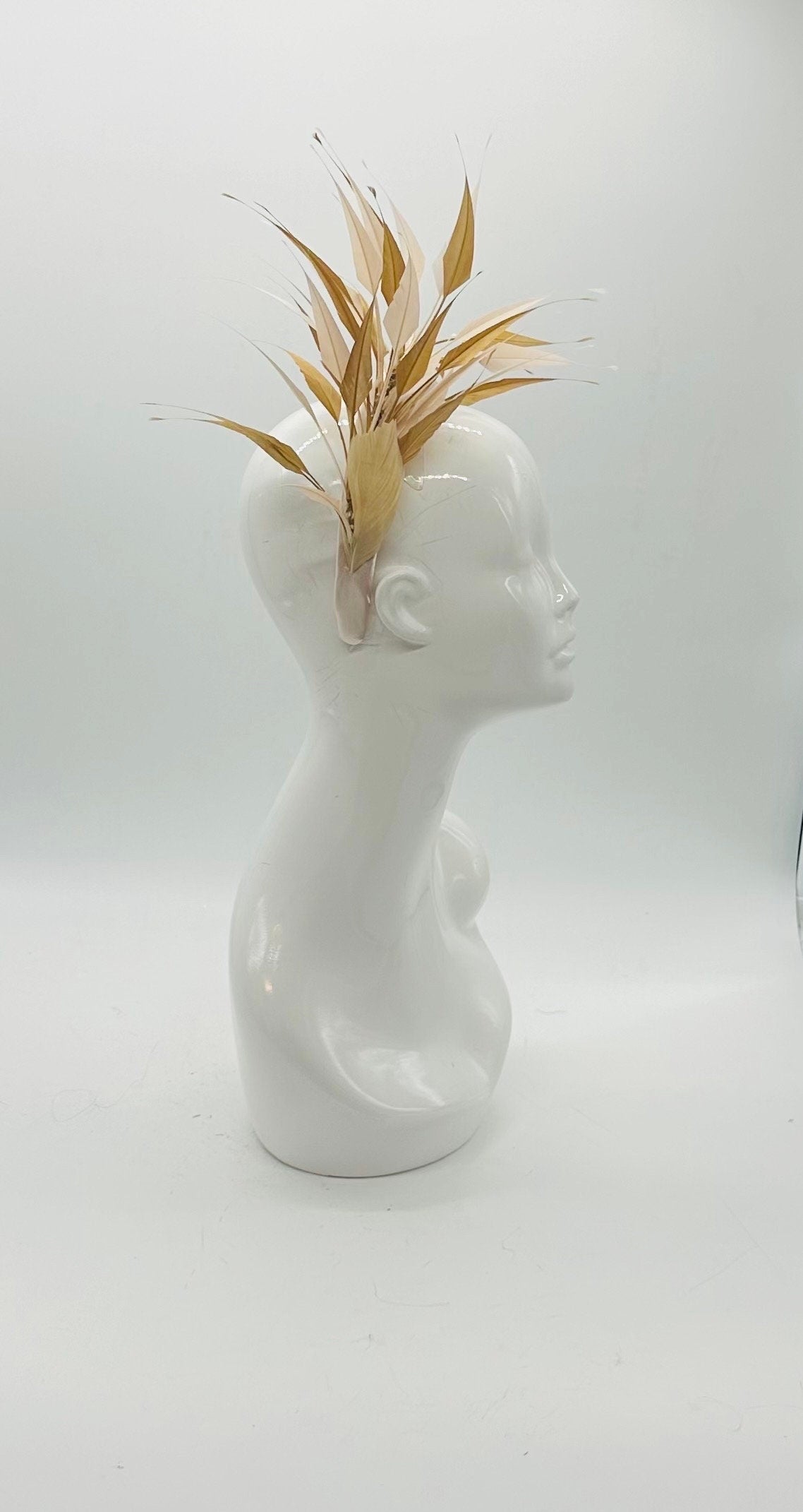 Gold  Derby Fascinator, Kentucky Derby Hat Alternative, Kentucky derby hat (SILVER LINE)