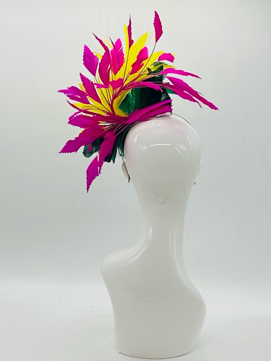 Green, Yellow and Pink Derby Fascinator, Kentucky Derby Hat Alternative, Kentucky derby hat (GOLD LINE)
