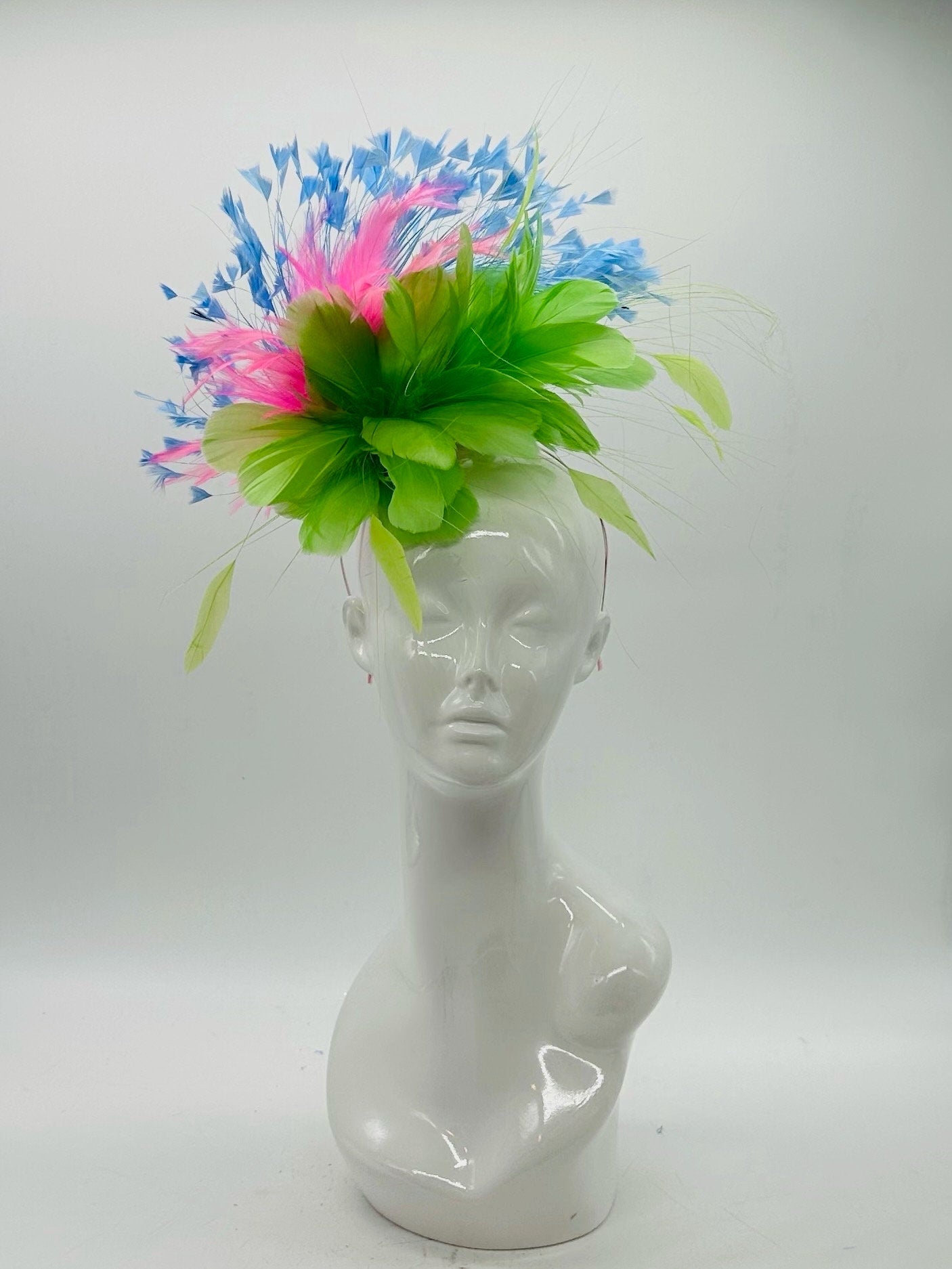 Green, Pink and Blue  Derby Fascinator, Kentucky Derby Hat Alternative, Kentucky derby hat (GOLD LINE)