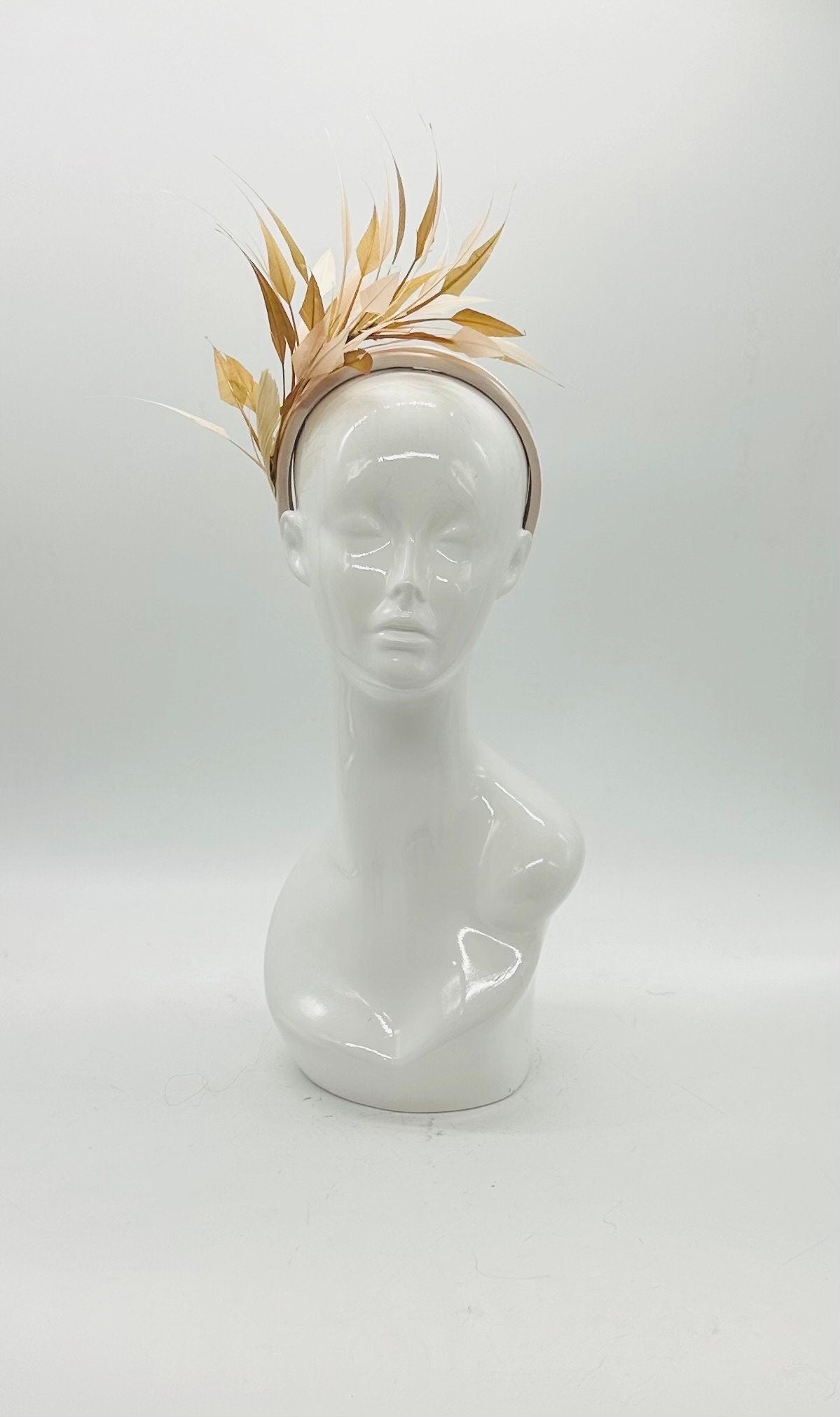 Gold  Derby Fascinator, Kentucky Derby Hat Alternative, Kentucky derby hat (SILVER LINE)