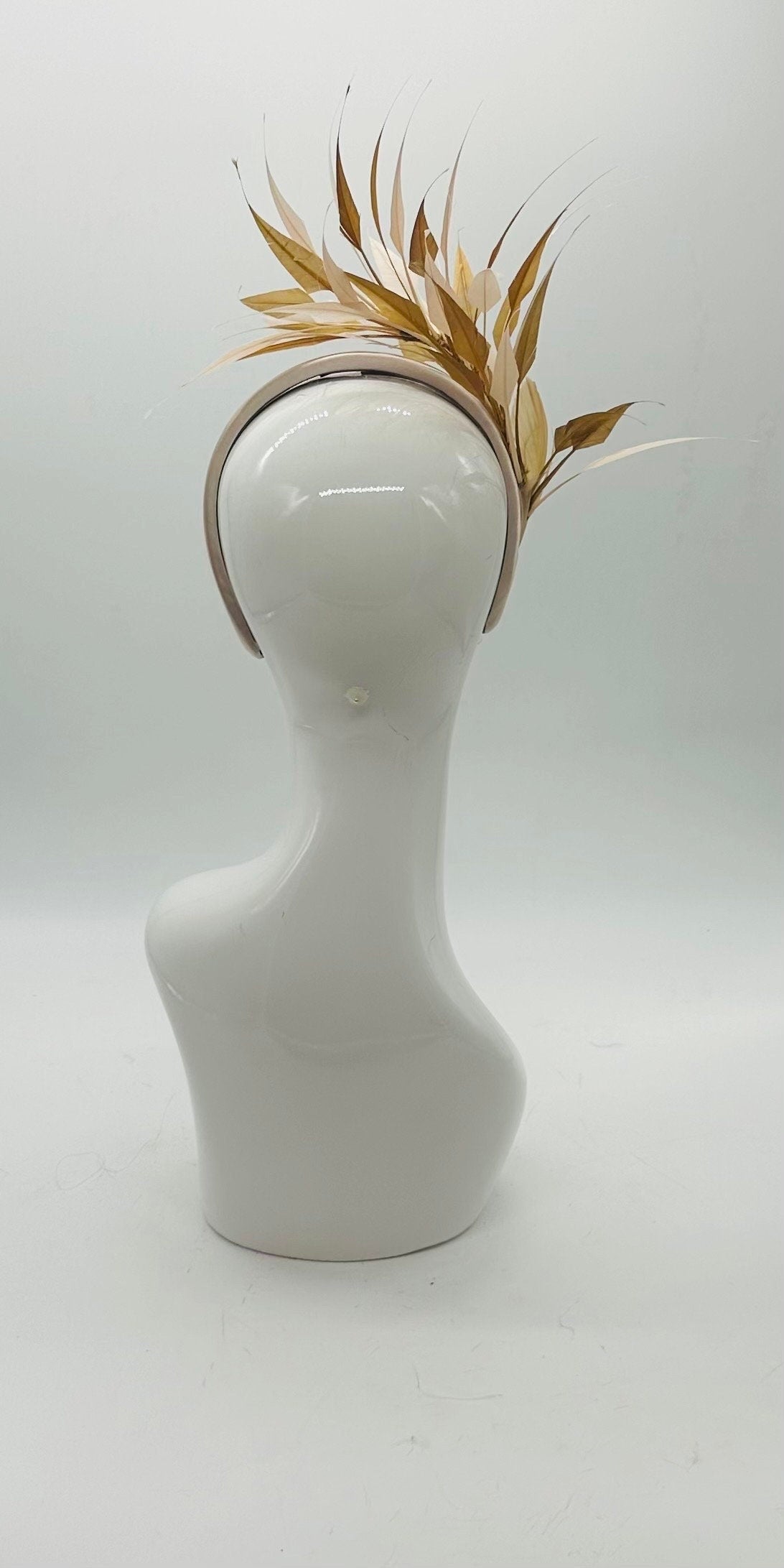 Gold  Derby Fascinator, Kentucky Derby Hat Alternative, Kentucky derby hat (SILVER LINE)