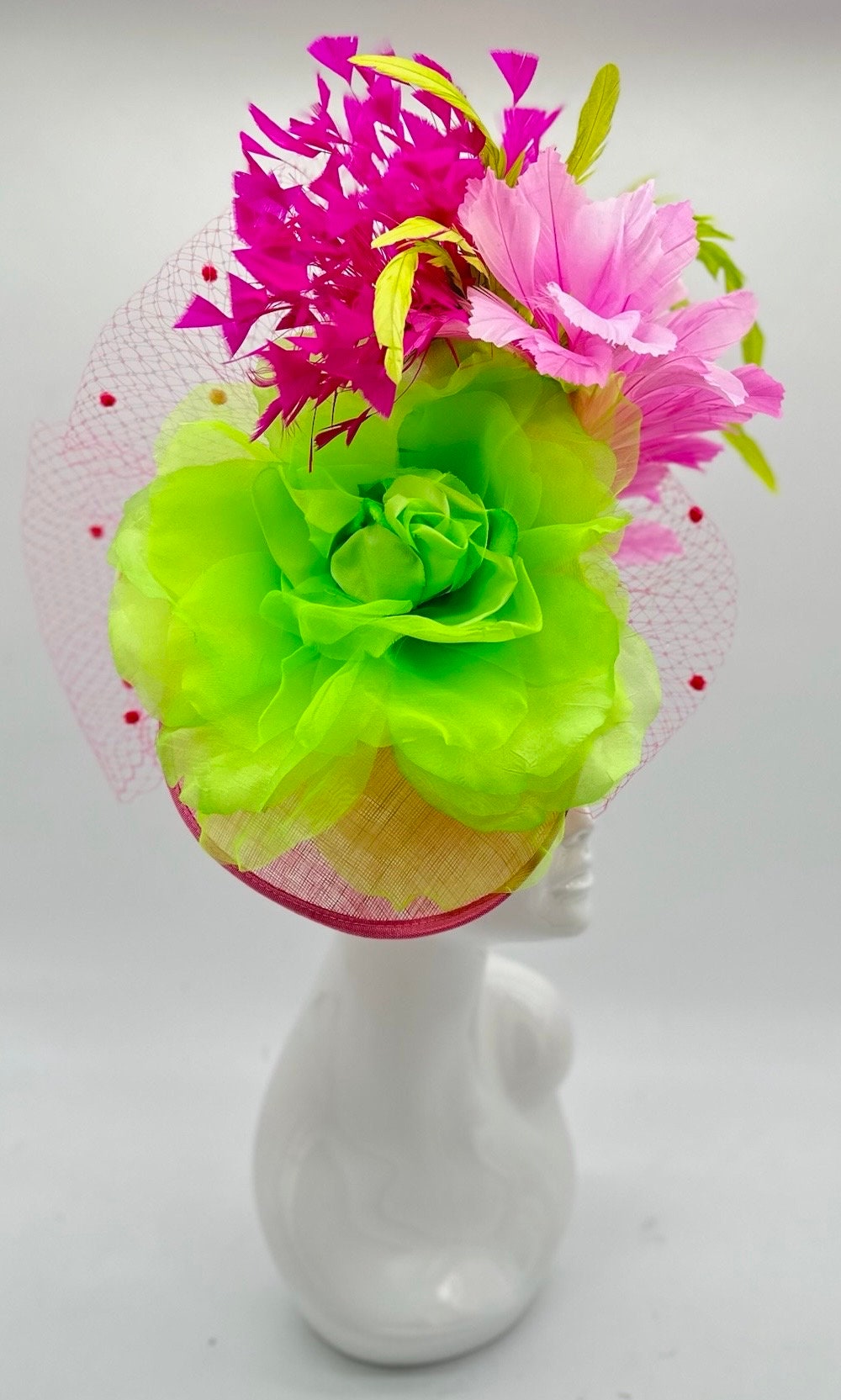 Lime Green and Pink Derby Fascinator, Kentucky Derby Hat Alternative, Kentucky derby hat (GOLD LINE)