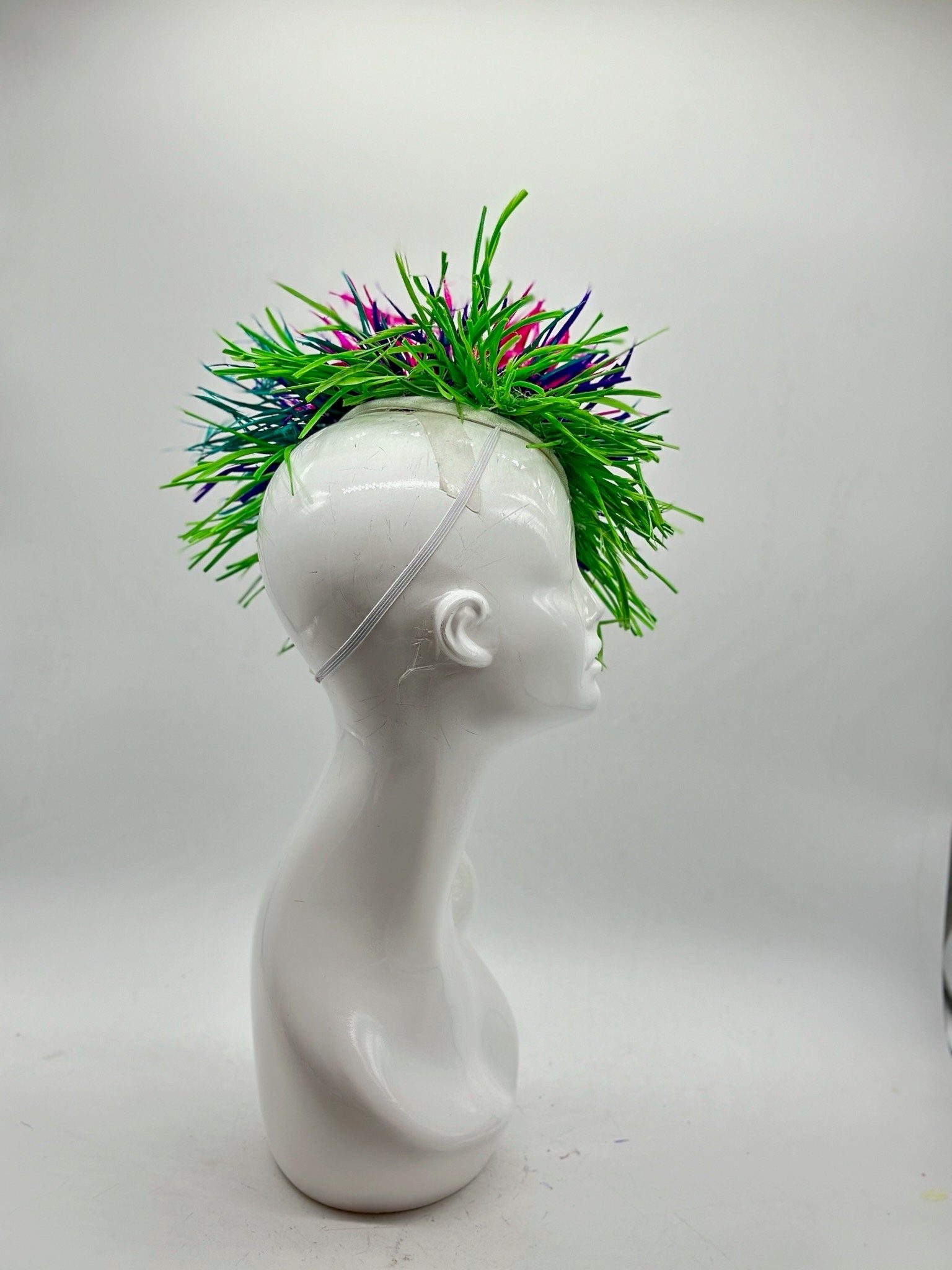 Green, Blue and Pink Derby Fascinator, Kentucky Derby Hat Alternative, Kentucky derby hat (GOLD LINE)